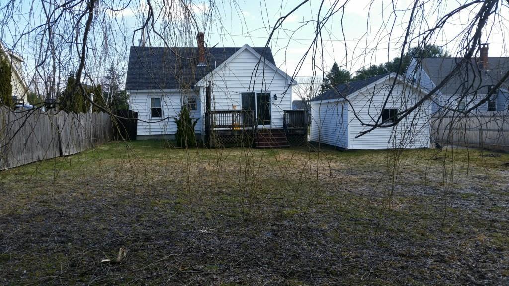 77 Crestmont Road Bangor, ME 04401 - Photo 3 of 25 Photo