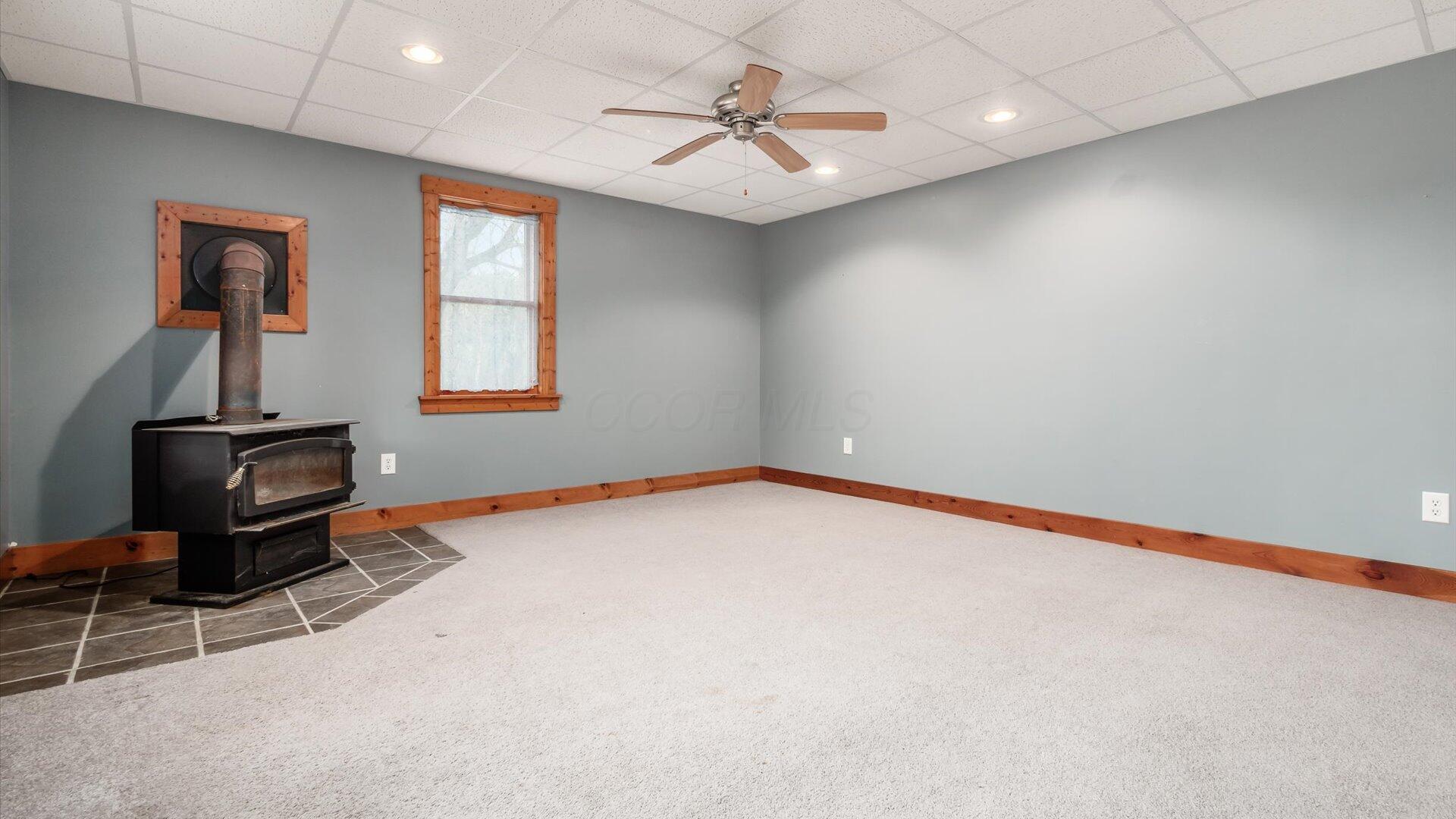 2273 West Point Road Southeast Lancaster, OH 43130 - Photo 24 of 69 32-z 2273 W Point Rd074