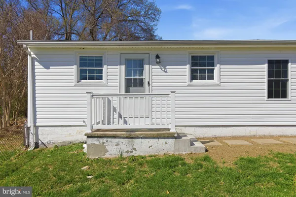 $1,650 | 20287 Ridge Road, Colonial Beach, VA 22443