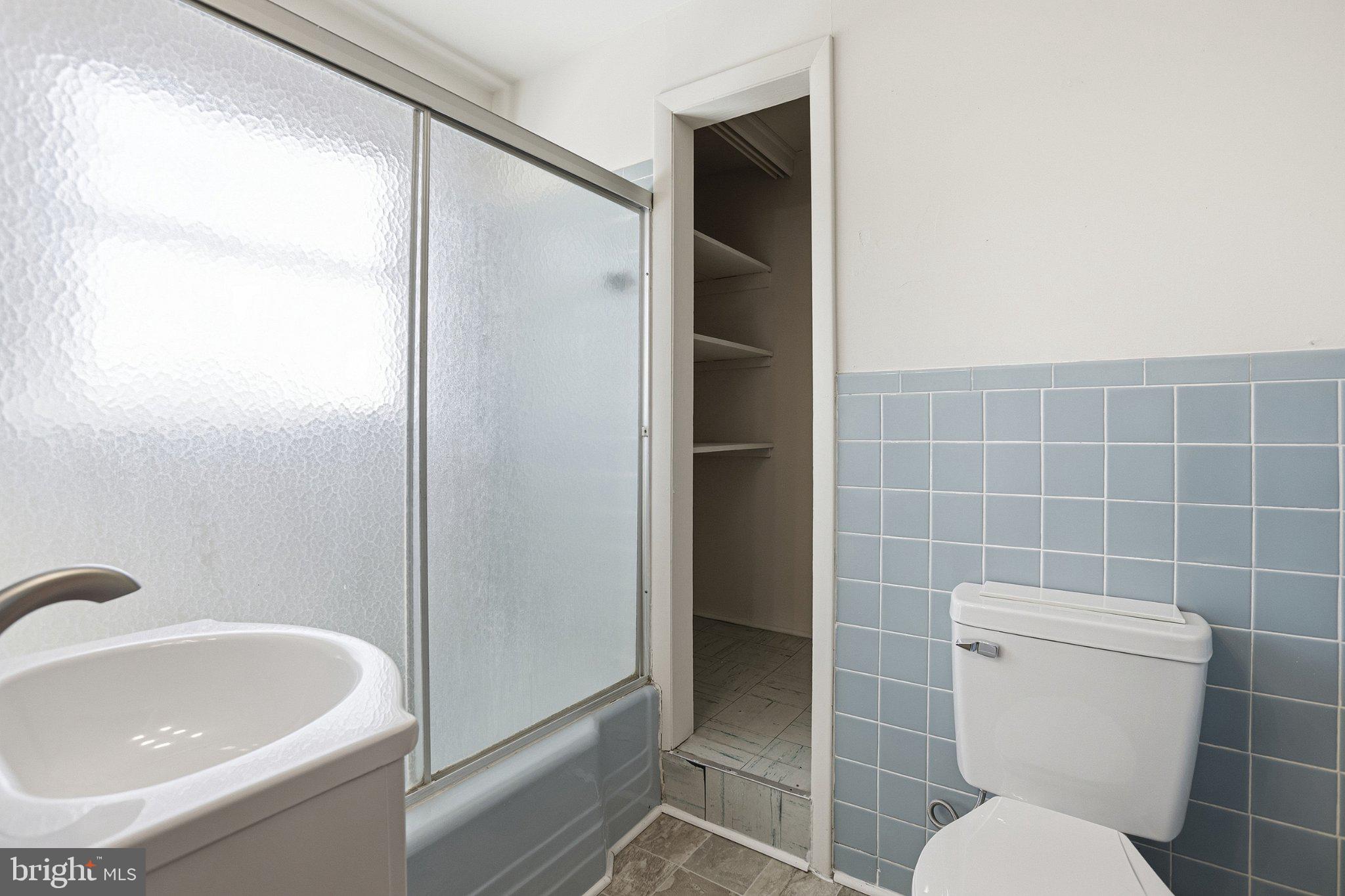 20287 Ridge Road Colonial Beach, VA 22443 - Photo 21 of 21 Modern bathroom with sleek design.