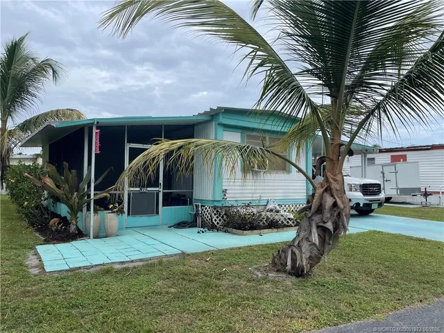 $65,000 | 5400 Southeast Jack Avenue, Unit N20, Stuart, FL 34997