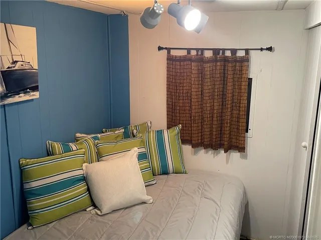 $65,000 | 5400 Southeast Jack Avenue, Unit N20, Stuart, FL 34997