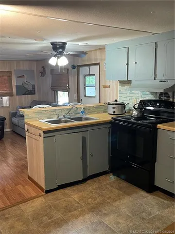 $65,000 | 5400 Southeast Jack Avenue, Unit N20, Stuart, FL 34997