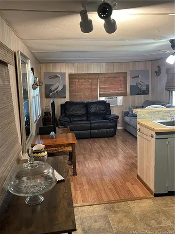 $65,000 | 5400 Southeast Jack Avenue, Unit N20, Stuart, FL 34997