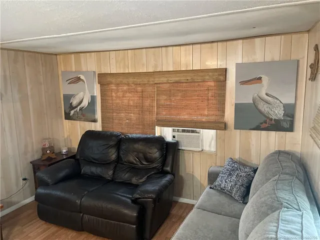 $65,000 | 5400 Southeast Jack Avenue, Unit N20, Stuart, FL 34997