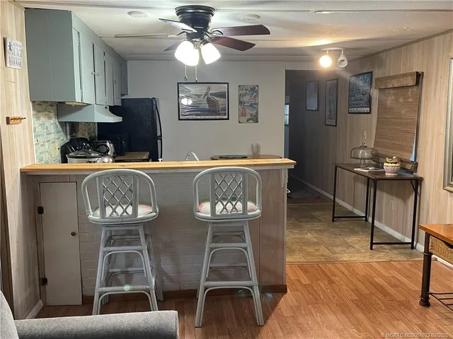 $65,000 | 5400 Southeast Jack Avenue, Unit N20, Stuart, FL 34997