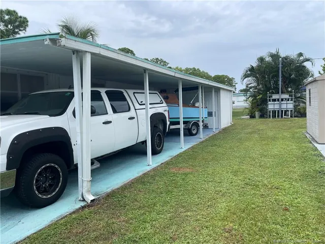 $65,000 | 5400 Southeast Jack Avenue, Unit N20, Stuart, FL 34997