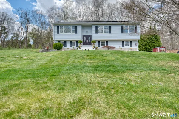 $569,900 | 11 Hally Lane, Colchester, CT 06415