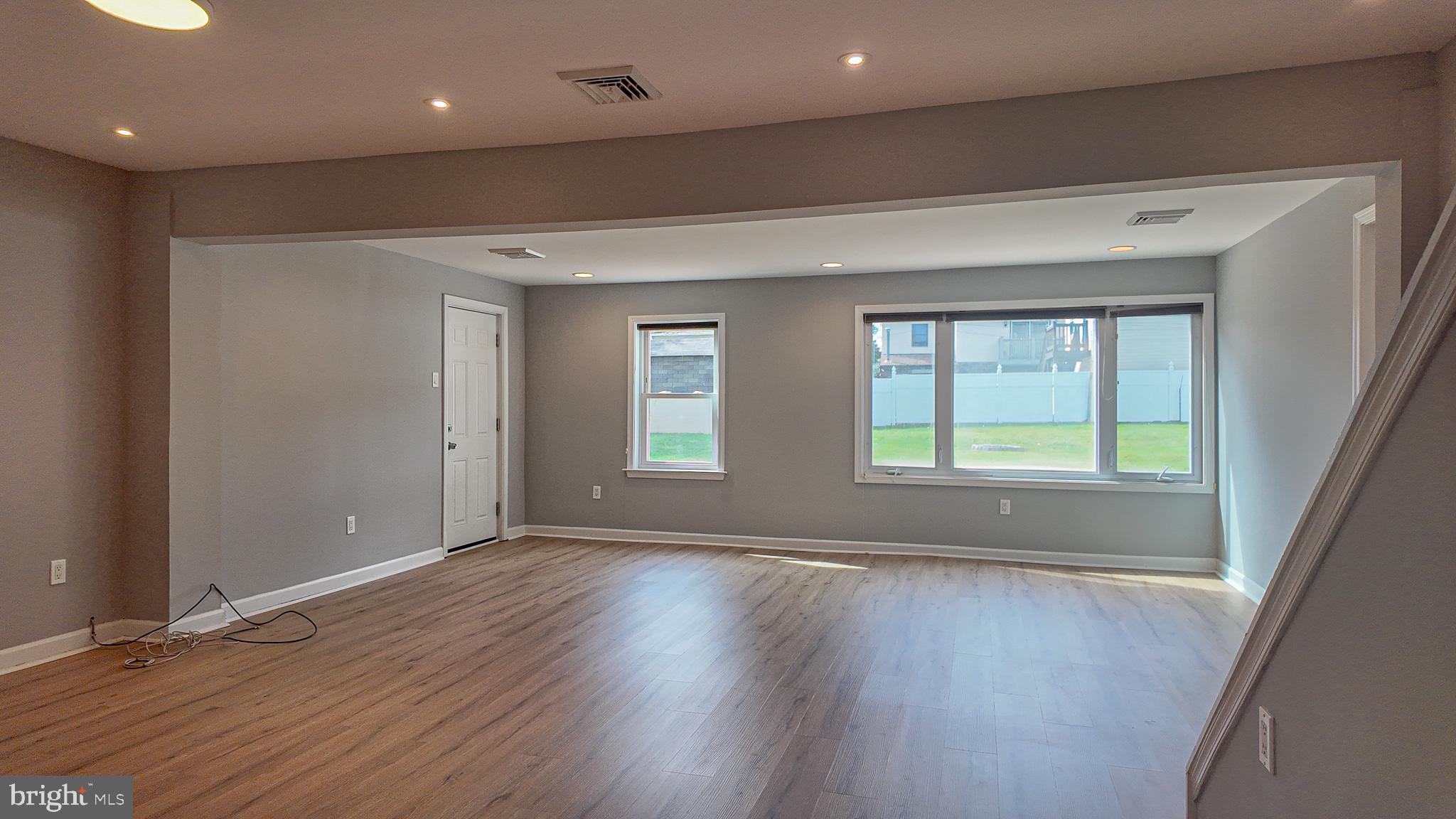9316 Academy Road Philadelphia, PA 19114 - Photo 9 of 33 Gallery Image 9