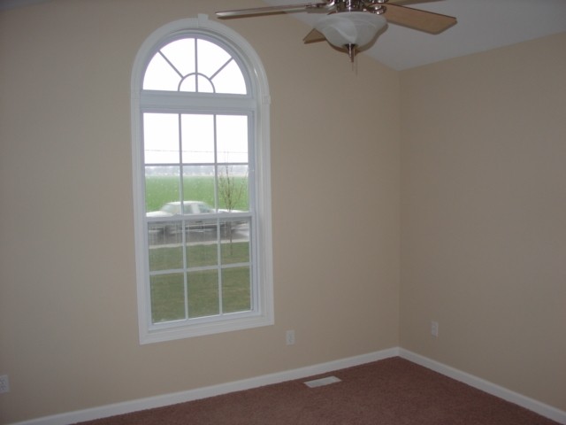 1208 West Cloverdale Road Chillicothe, IL 61523 - Photo 6 of 9 Gallery Image 6