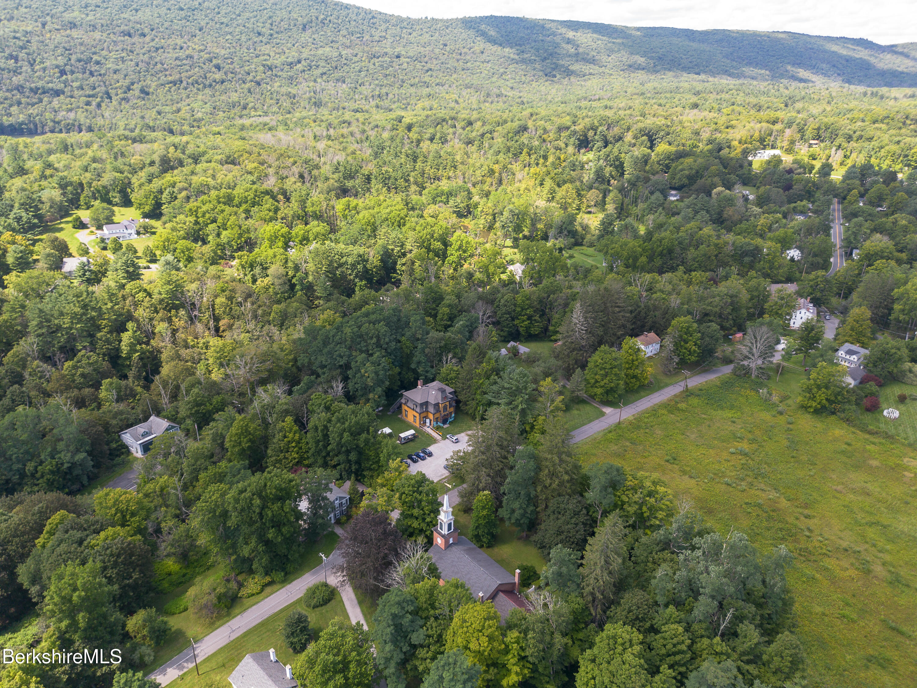 6 Willard Hill Road Stockbridge, MA 01262 - Photo 19 of 23 0017-aerial-overview