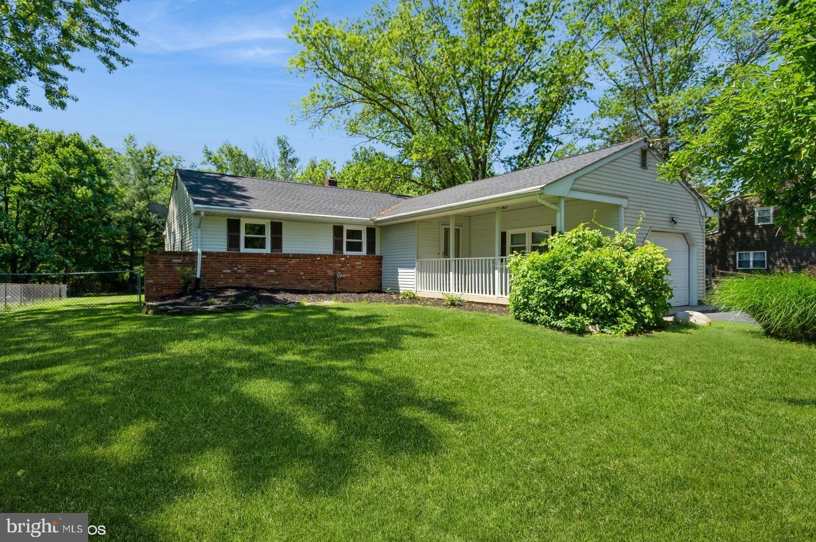 30 Brooktree Road East Windsor, NJ 08520 - Photo 1 of 25 Gallery Image 1