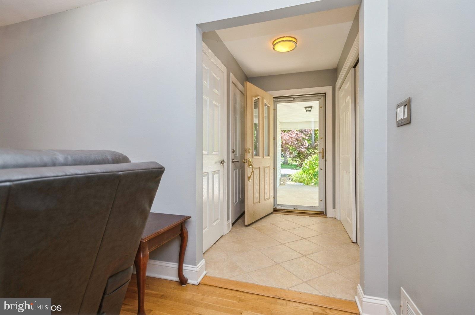30 Brooktree Road East Windsor, NJ 08520 - Photo 4 of 25 Gallery Image 4
