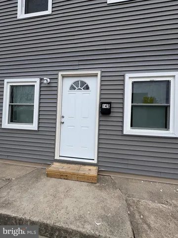 $2,150 | 145 West Main Street, Penns Grove, NJ 08069