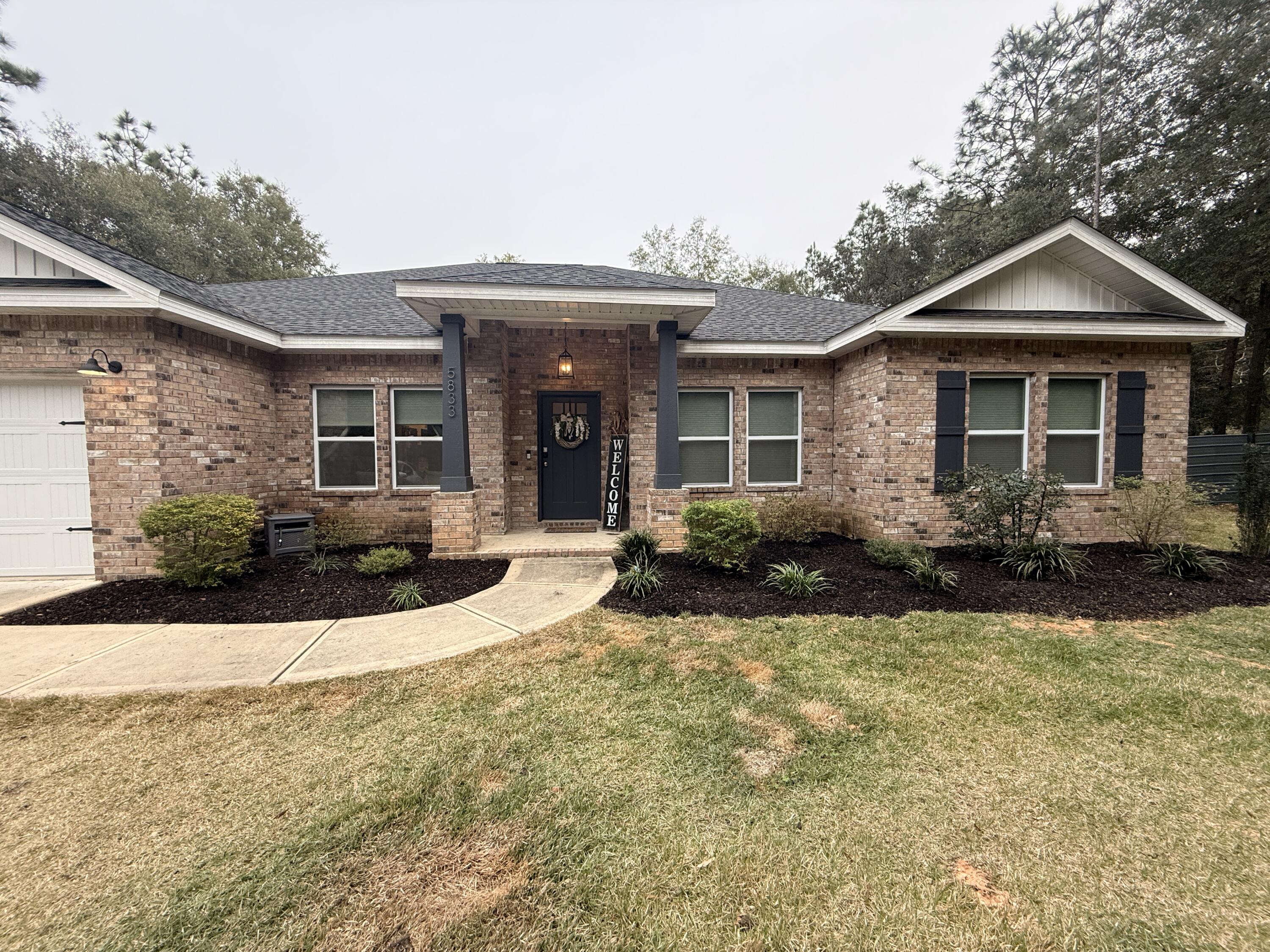 5833 La Porte Road Crestview, FL 32539 - Photo 2 of 24 2) 67046-69718c5125cd8