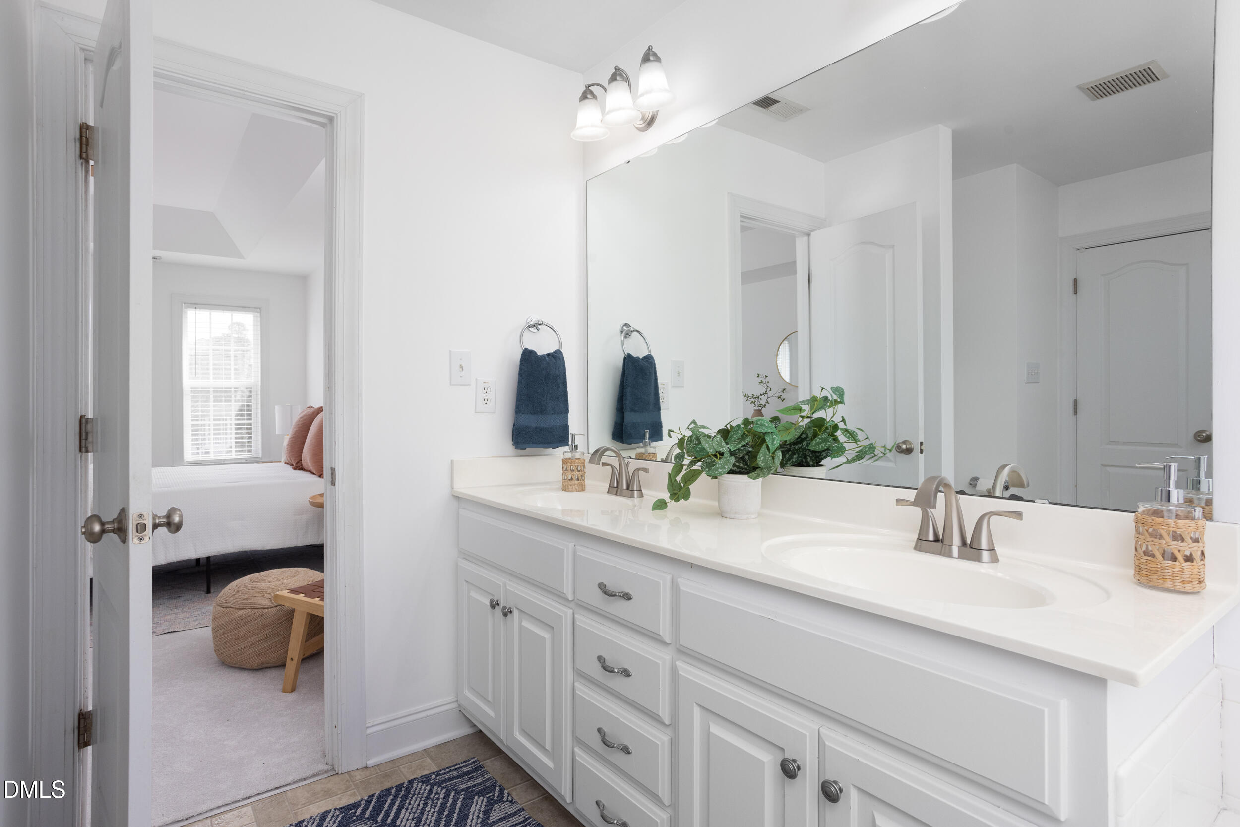 604 Winfred Drive Raleigh, NC 27603 - Photo 44 of 57 604_WINFRED_MLS-39