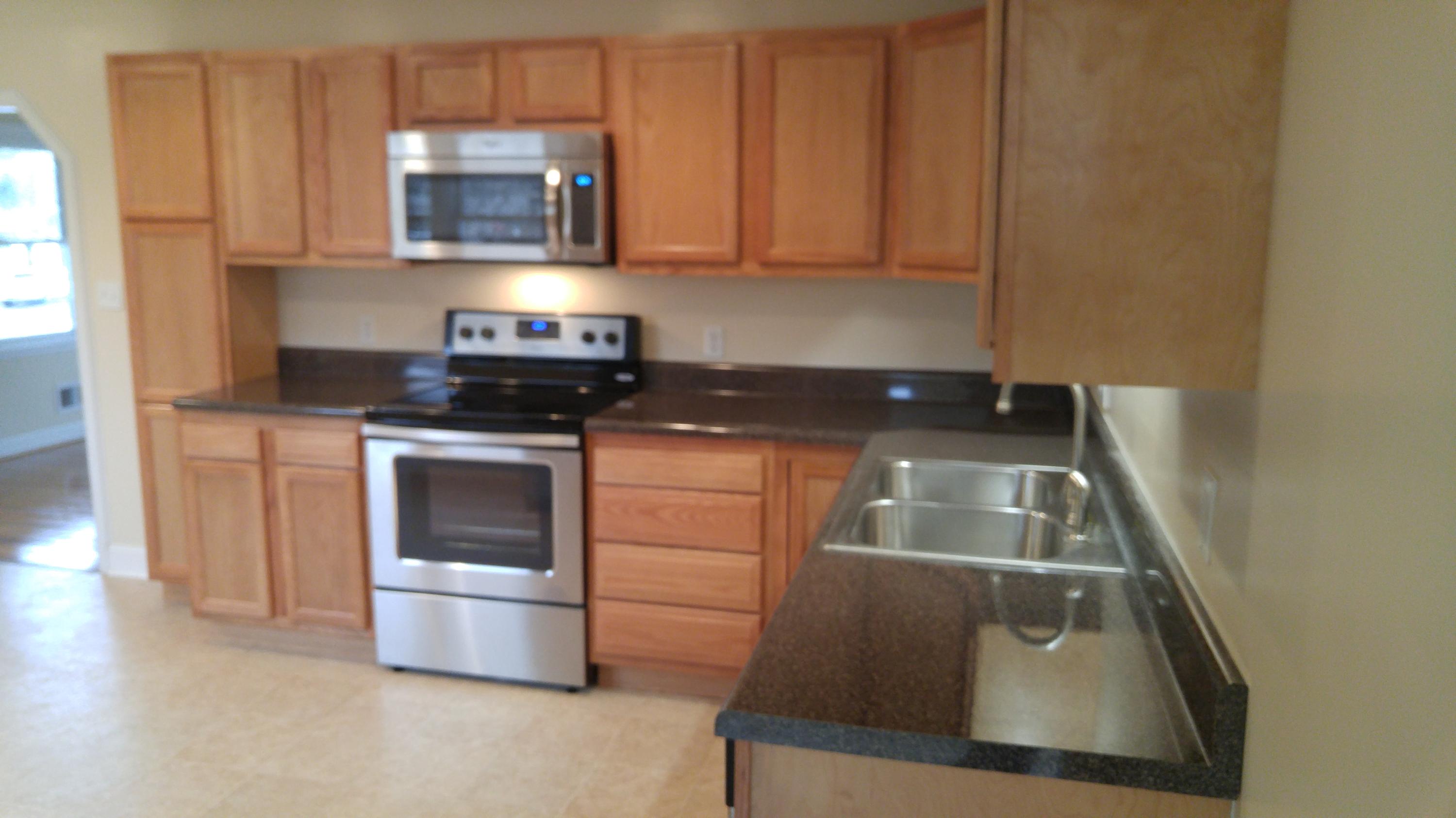 125 Barnett Road Salem, VA 24153 - Photo 9 of 24 0105171236c