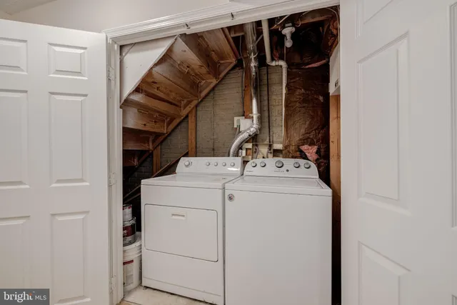 $3,350 | 6544 Morning Meadow Drive, Alexandria, VA 22315