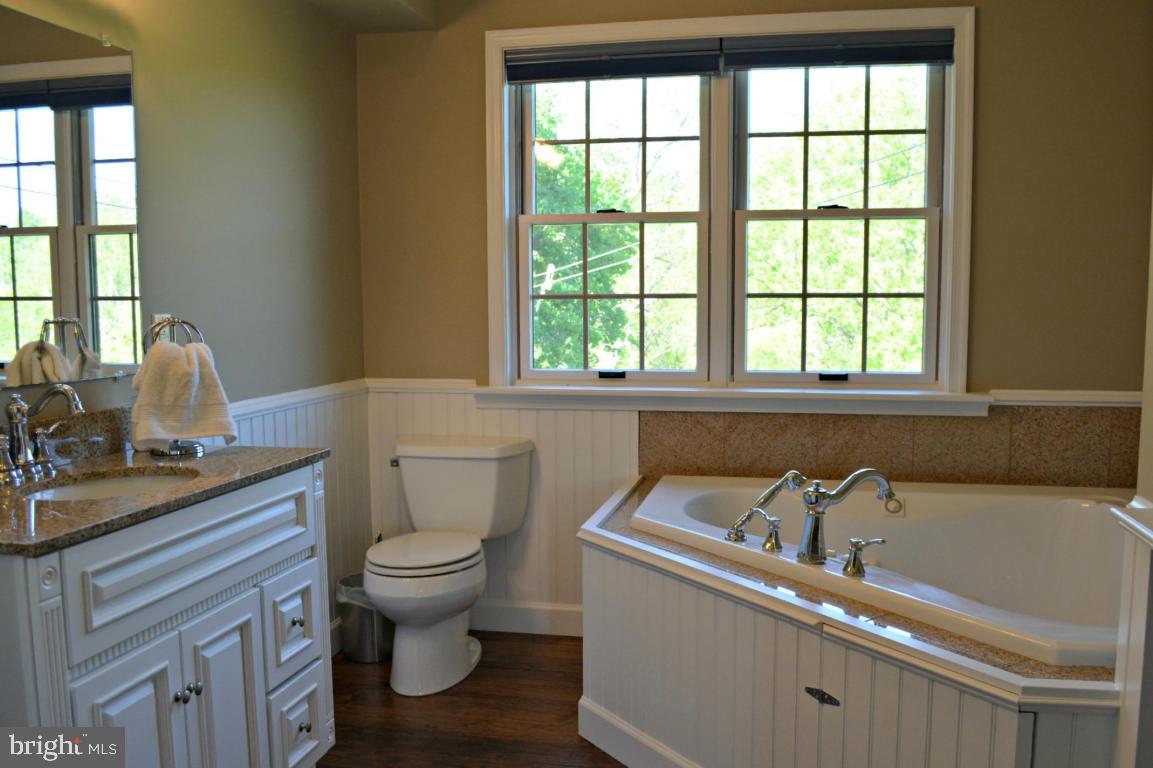 2250 Lebanon Road Manheim, PA 17545 - Photo 16 of 24