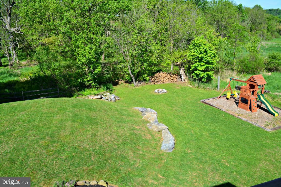 2250 Lebanon Road Manheim, PA 17545 - Photo 6 of 24
