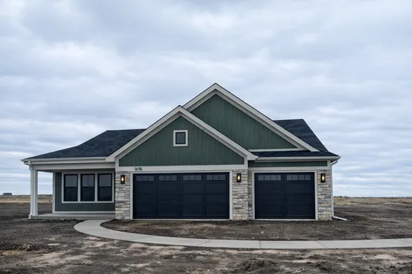 $572,840 | 8828 63rd Street South, Cottage Grove, MN 55016