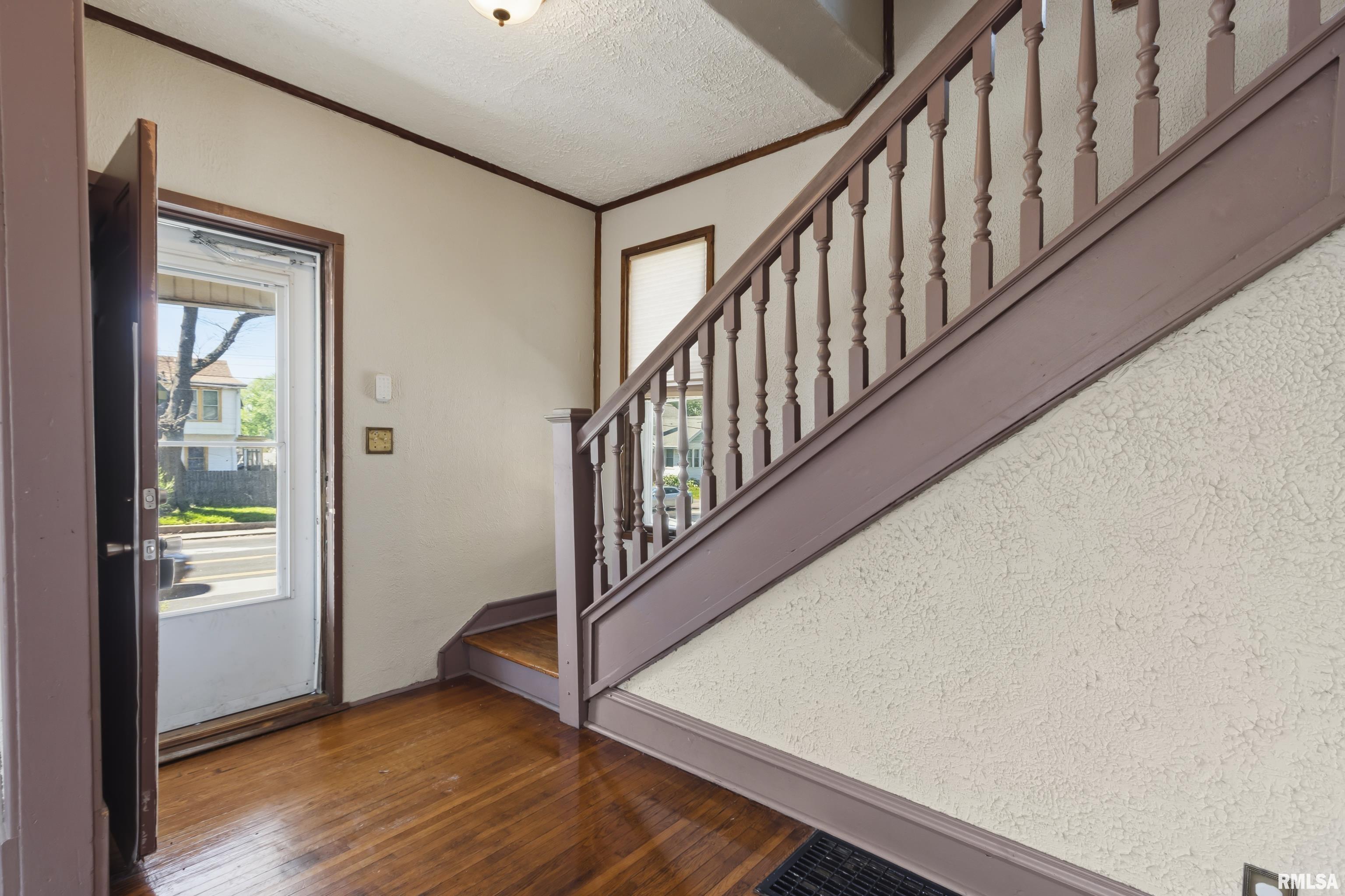 2624 North Prospect Road Peoria, IL 61603 - Photo 9 of 36 Gallery Image 9