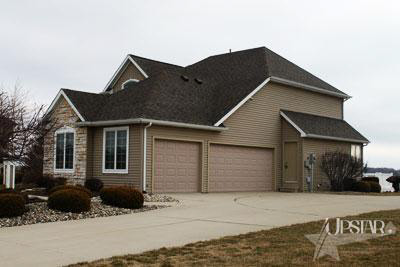 402 Hunters Ridge Auburn, IN 46706 - Photo 2 of 30 Gallery Image 2