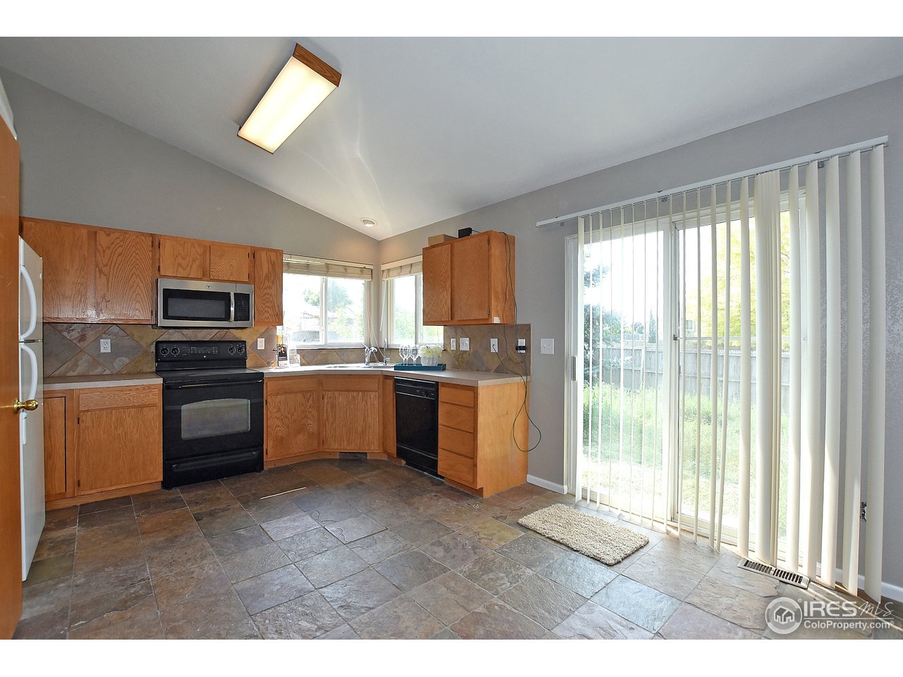 622 East 4th St Road Eaton, CO 80615 - Photo 15 of 40 View of kitchen