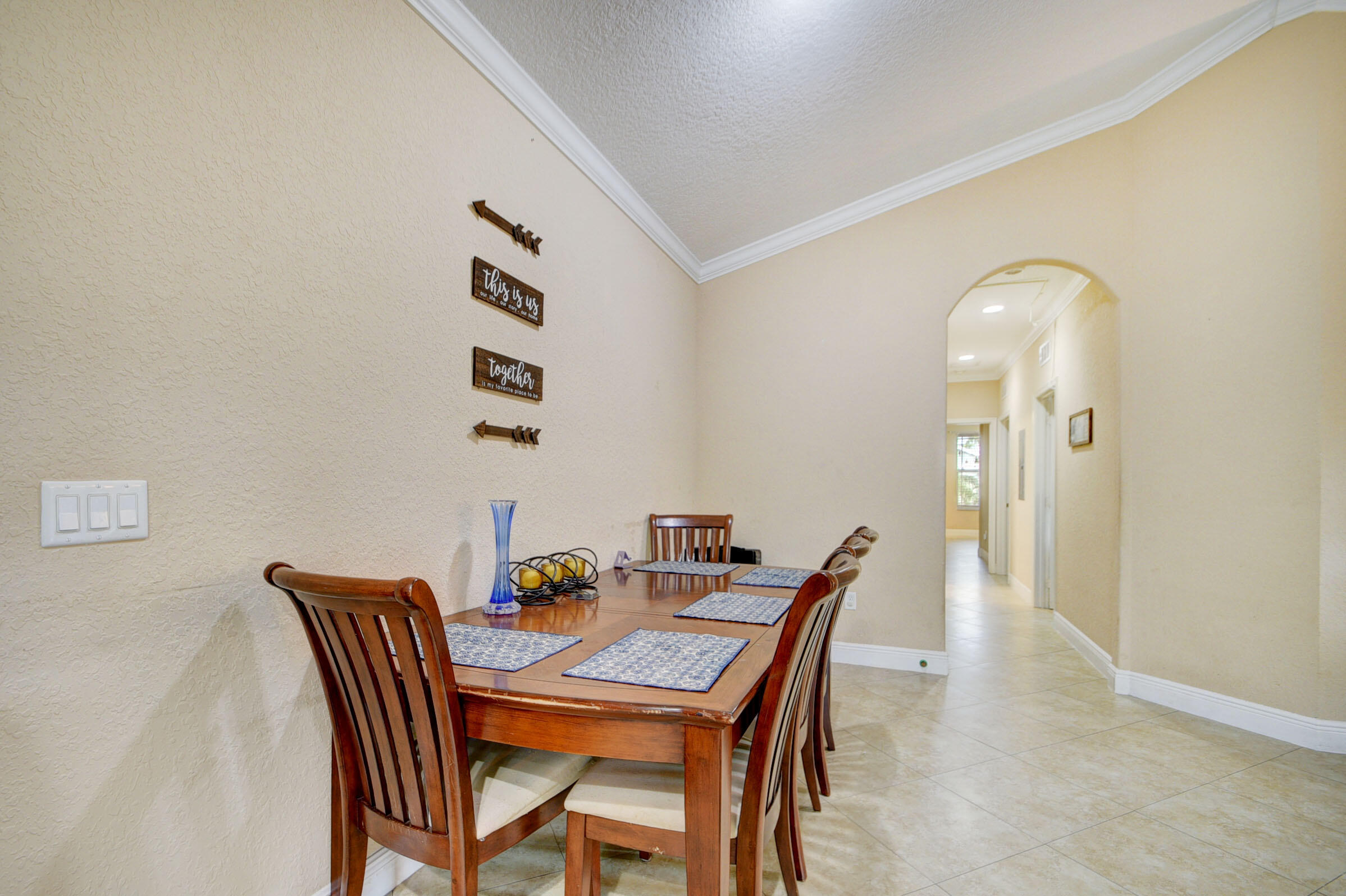3102 Shelby Way Palm Springs, FL 33461 - Photo 13 of 31 13_house (13)