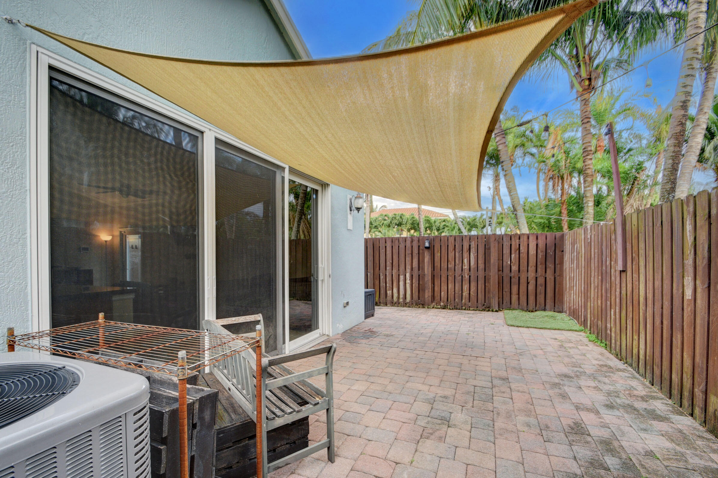 3102 Shelby Way Palm Springs, FL 33461 - Photo 29 of 31 29_house (29)