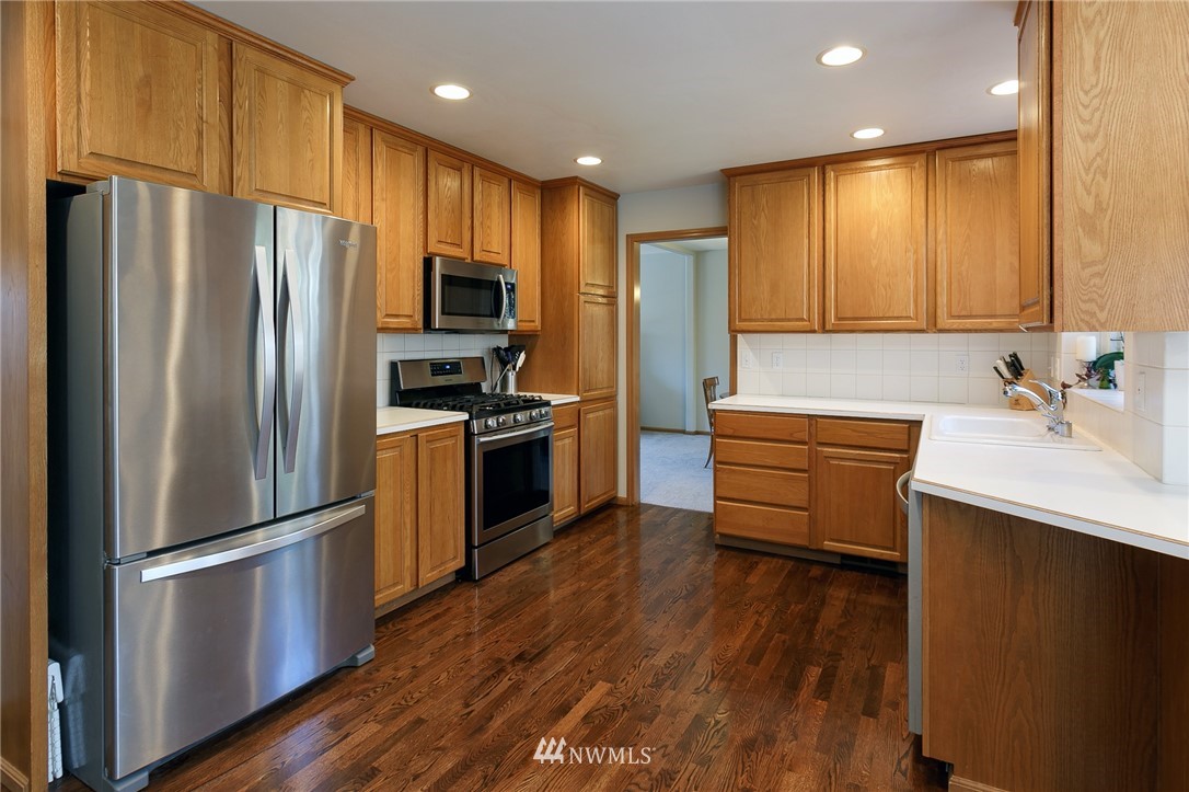 700 Racine Street Bellingham, WA 98229 - Photo 3 of 25 Gallery Image 3