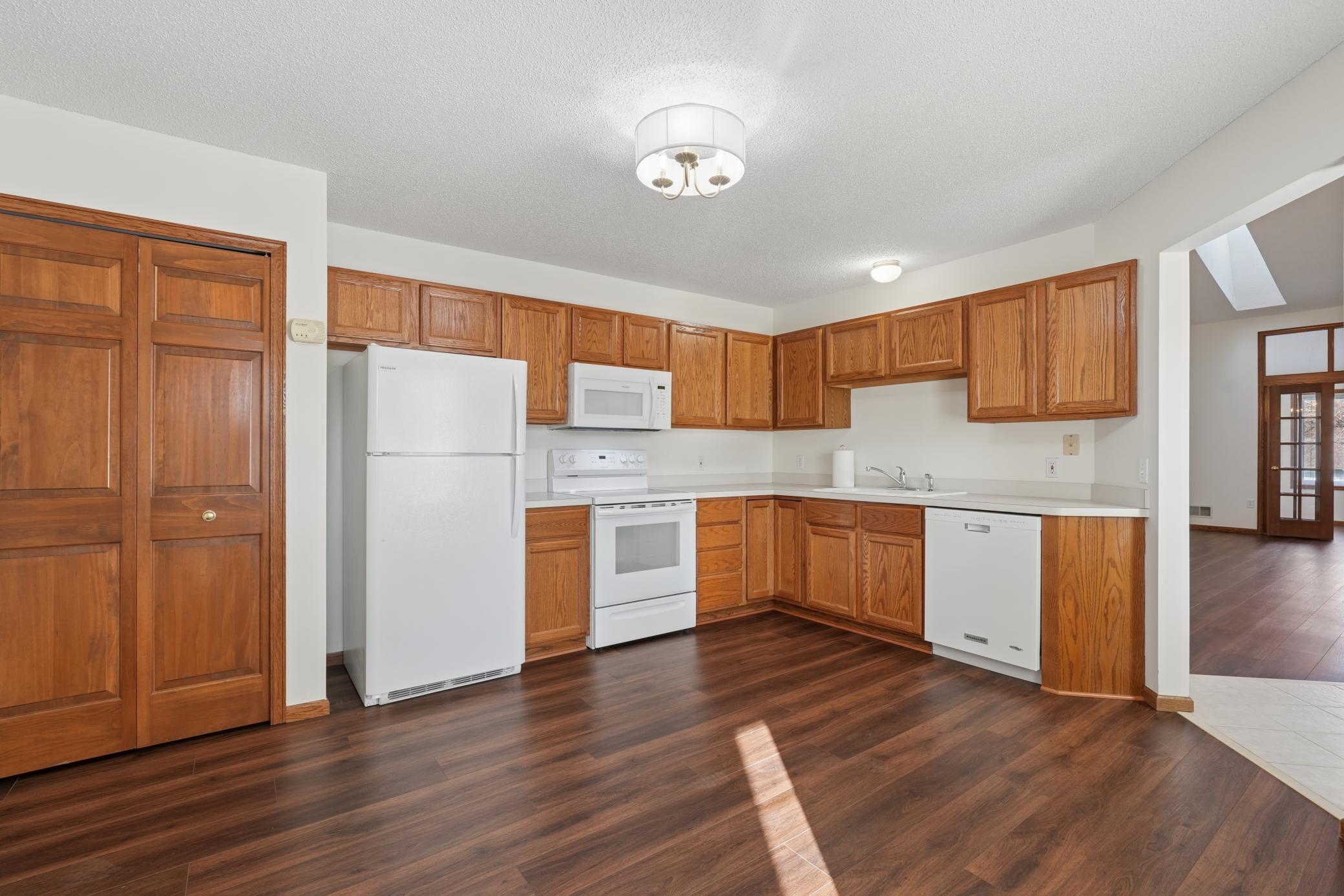 7516 Ojibway Park Road Woodbury, MN 55125 - Photo 8 of 16