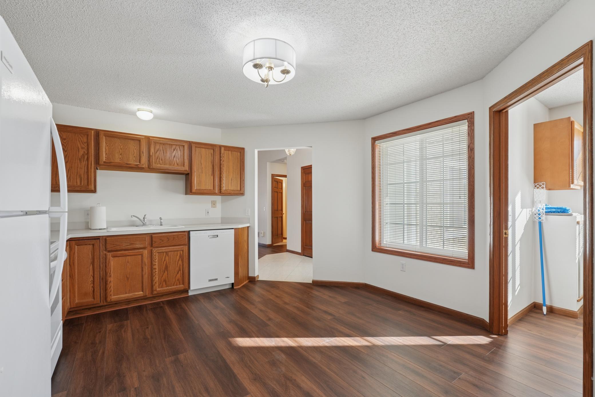 7516 Ojibway Park Road Woodbury, MN 55125 - Photo 9 of 16