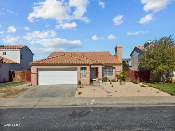 $425,000 | 37721 Harvey Street, Palmdale, CA 93550