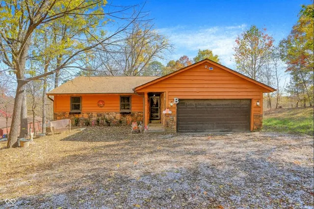 $410,000 | 3320 Pine Wood Drive, Spencer, IN 47460