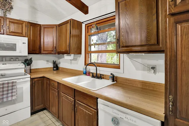 $410,000 | 3320 Pine Wood Drive, Spencer, IN 47460