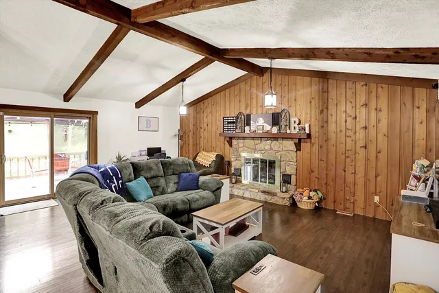 $410,000 | 3320 Pine Wood Drive, Spencer, IN 47460