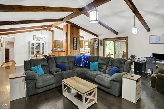 $410,000 | 3320 Pine Wood Drive, Spencer, IN 47460