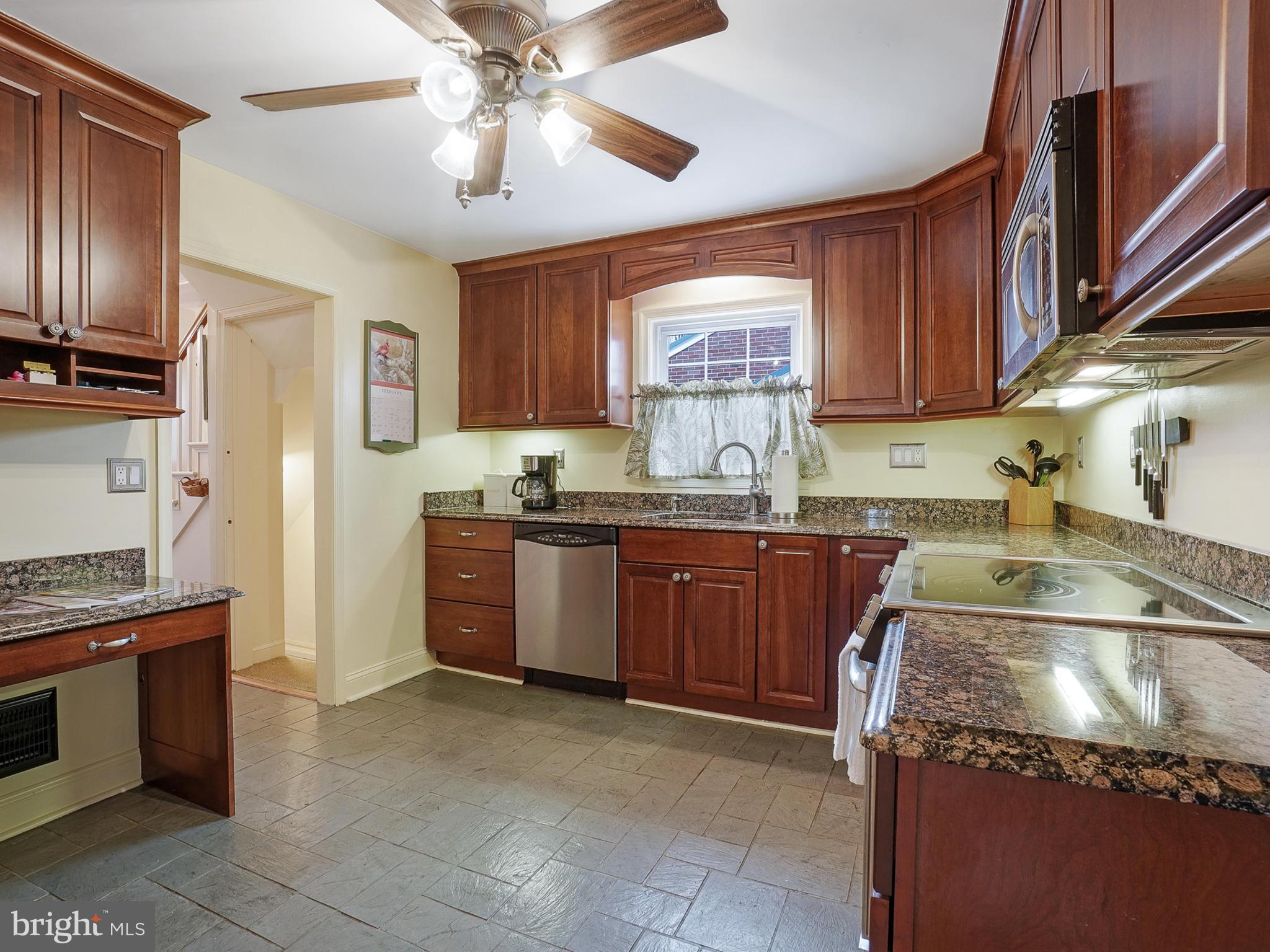 218 Avon Road Hagerstown, MD 21740 - Photo 16 of 53