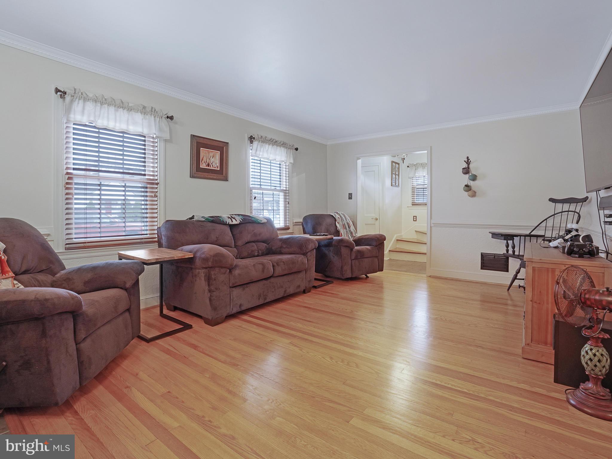 218 Avon Road Hagerstown, MD 21740 - Photo 7 of 53