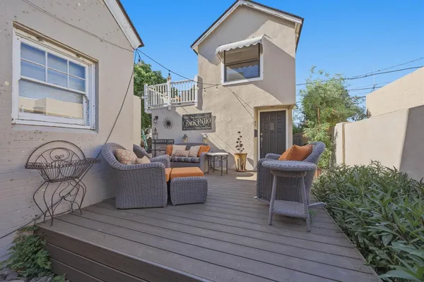 $2,200 | 326 West Granada Road, Phoenix, AZ 85003