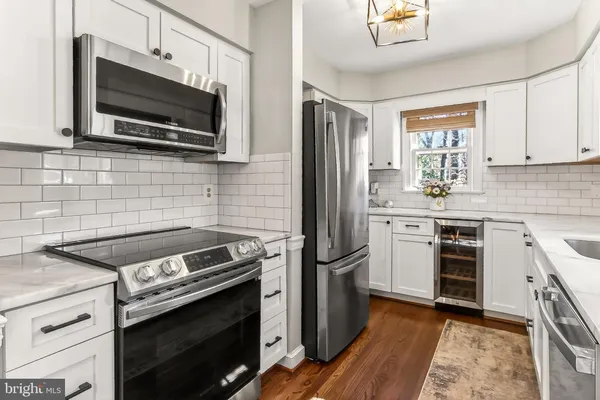 $685,000 | 7994 Hidden Bridge Drive, Springfield, VA 22153