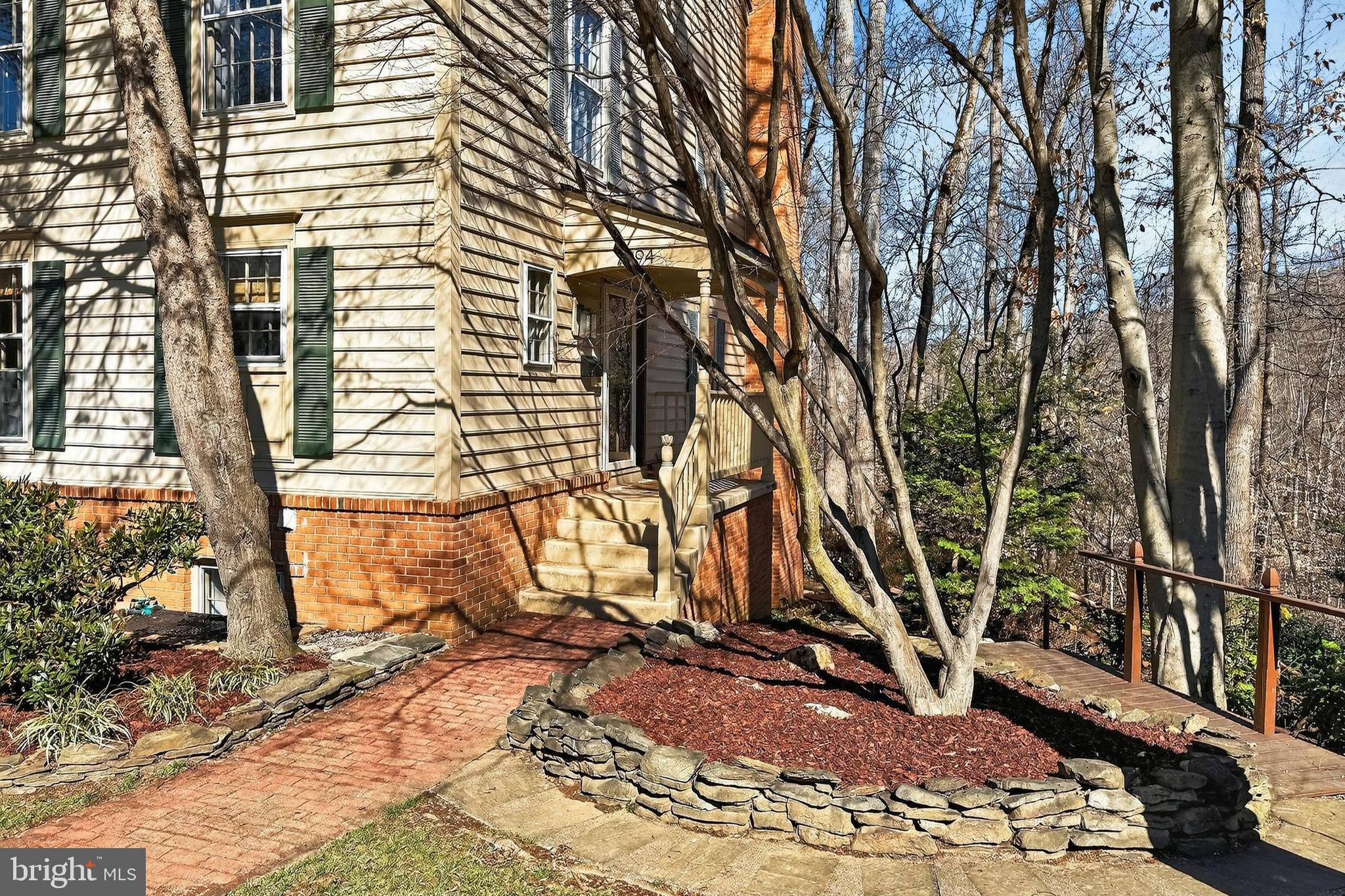 7994 Hidden Bridge Drive Springfield, VA 22153 - Photo 4 of 60 Side entrance