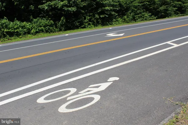 $685,000 | 7994 Hidden Bridge Drive, Springfield, VA 22153