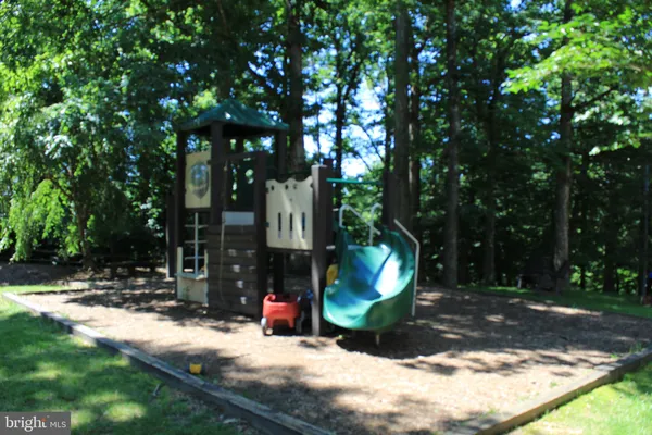 $685,000 | 7994 Hidden Bridge Drive, Springfield, VA 22153