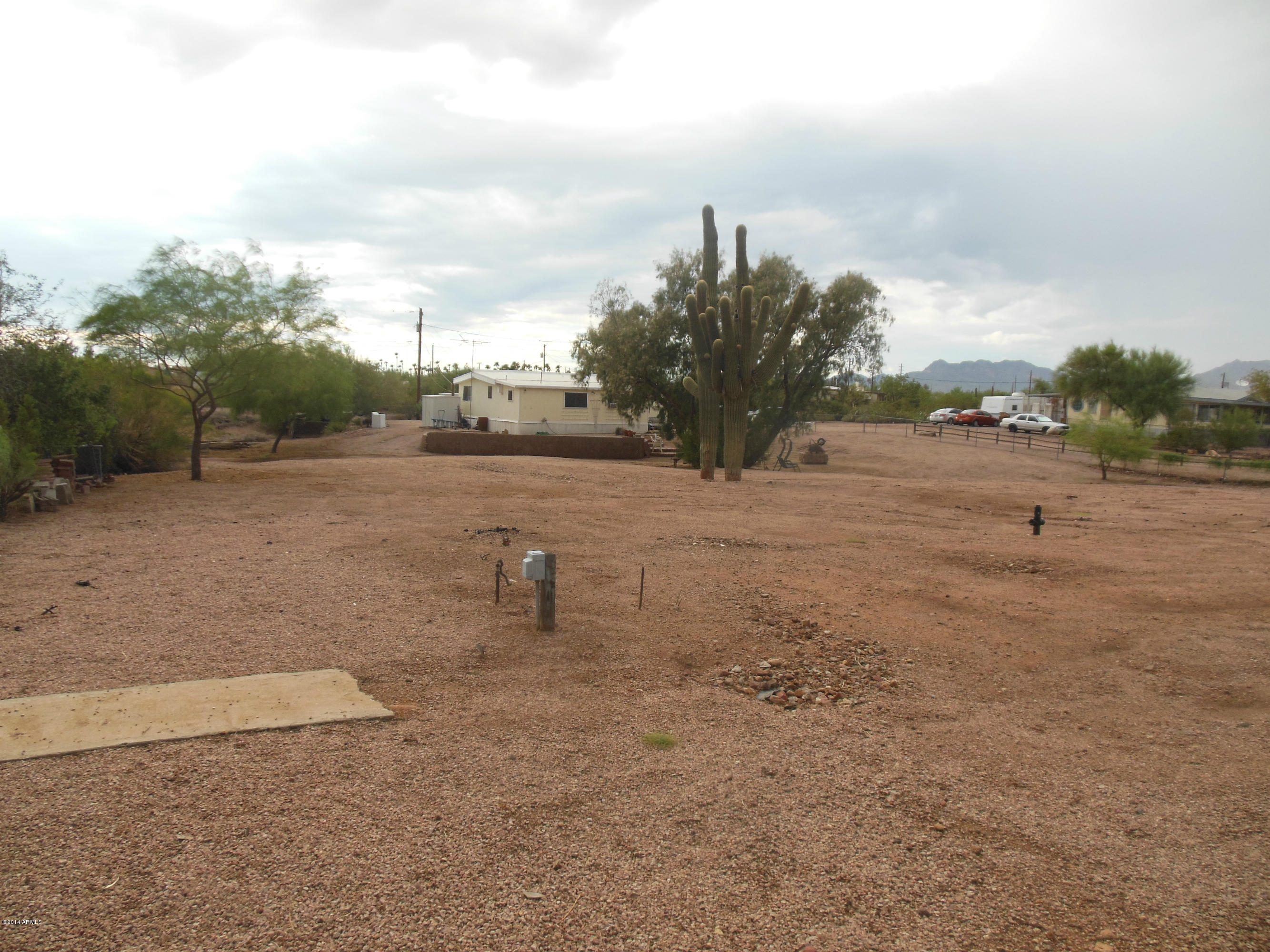 340 South Wickiup Road Apache Junction, AZ 85119 - Photo 1 of 9 Front of lot2