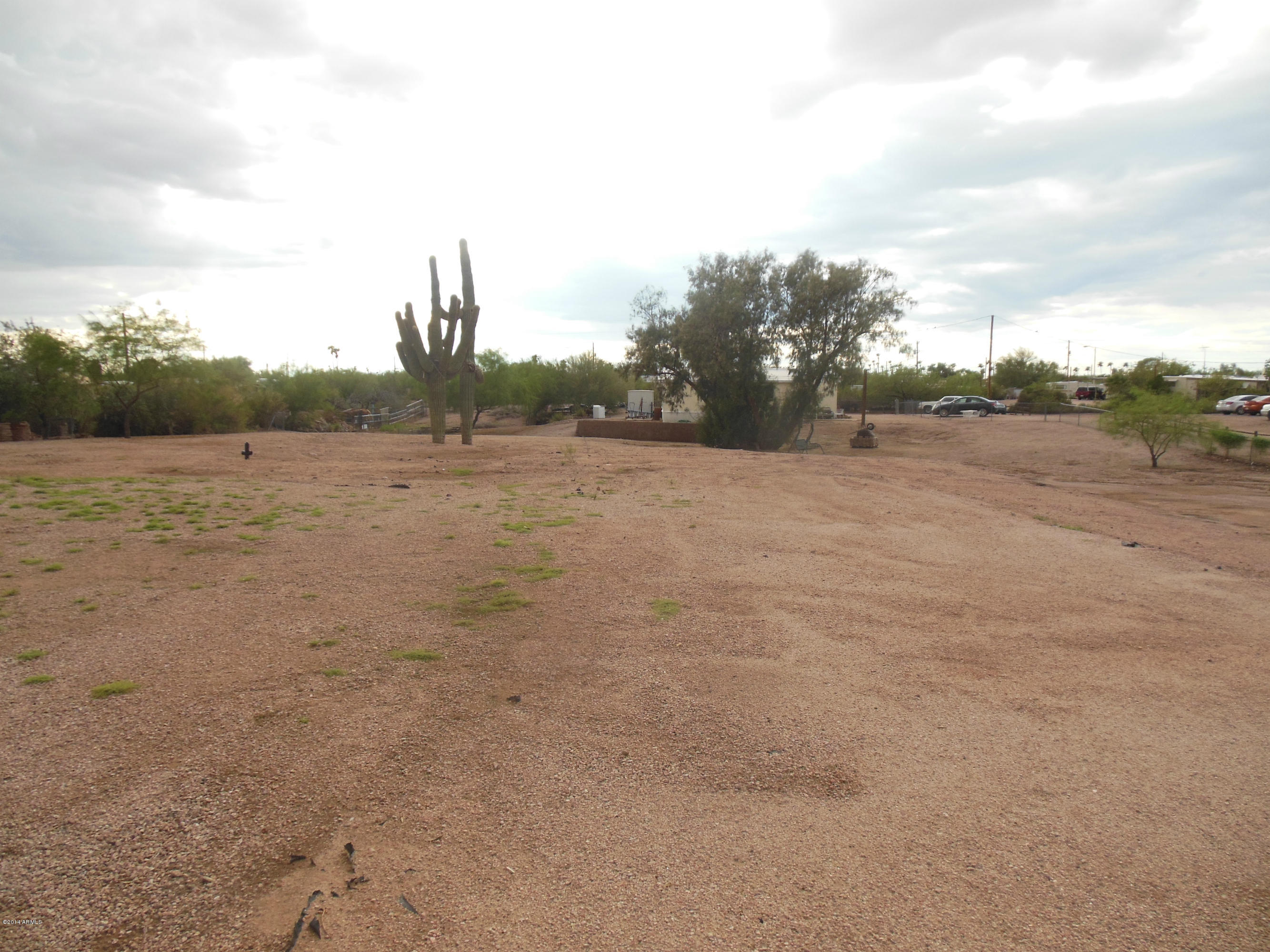 340 South Wickiup Road Apache Junction, AZ 85119 - Photo 2 of 9 Front of lot