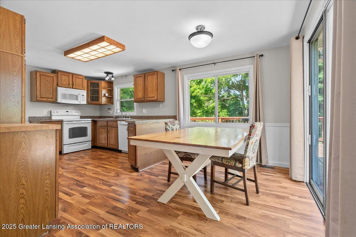5038 Young Road Bellevue, MI 49021 - Photo 7 of 48 14-Media Jett - 14