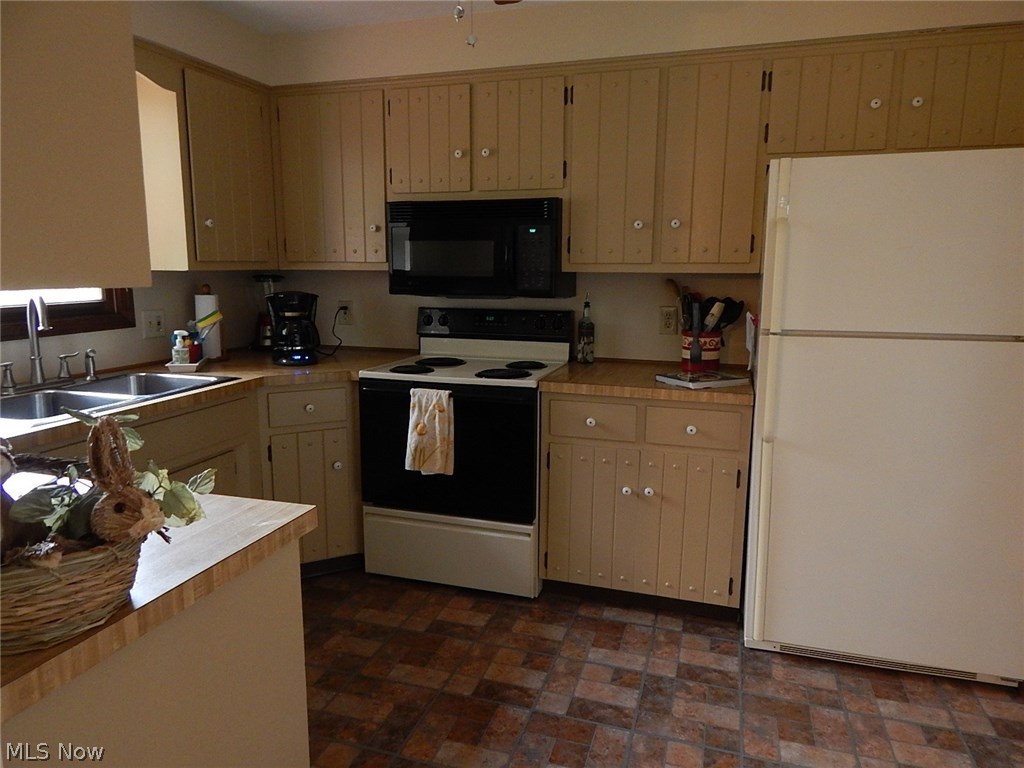 3705 Mogadore Road Mogadore, OH 44260 - Photo 13 of 23 Gallery Image 13