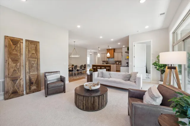 $685,000 | 1951 Woods Point, Waconia, MN 55387